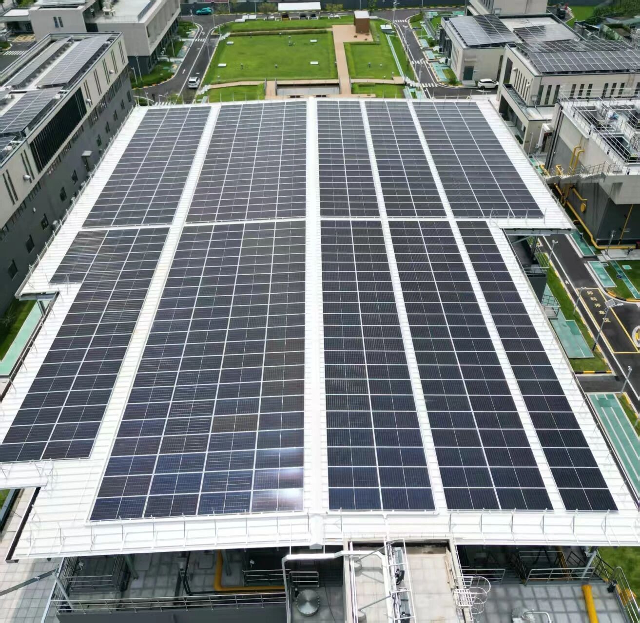 居家桥水厂散布式光伏项目成功并网发电